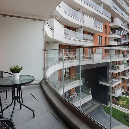 Wislane Tarasy, Sun & Snow Cracovie